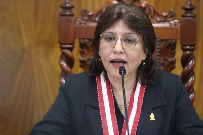 Delia Espinoza presenta denuncia constitucional contra Juan José Santiváñez